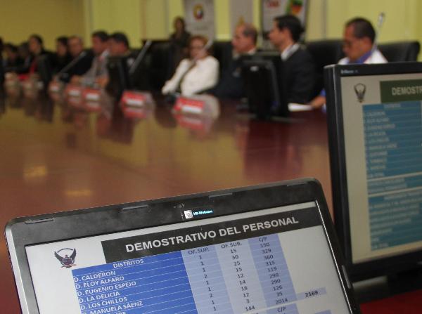 Reunión del comite de crisis par dar a conocer sobre los operativos d